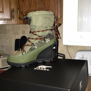 Sorel Kinetic Wedge Hiker Boot